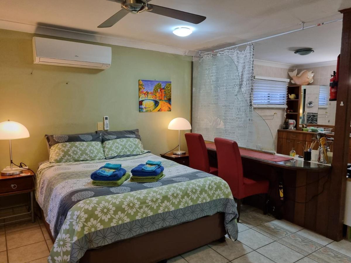 Homestay At Julie'S Cairns Exteriér fotografie